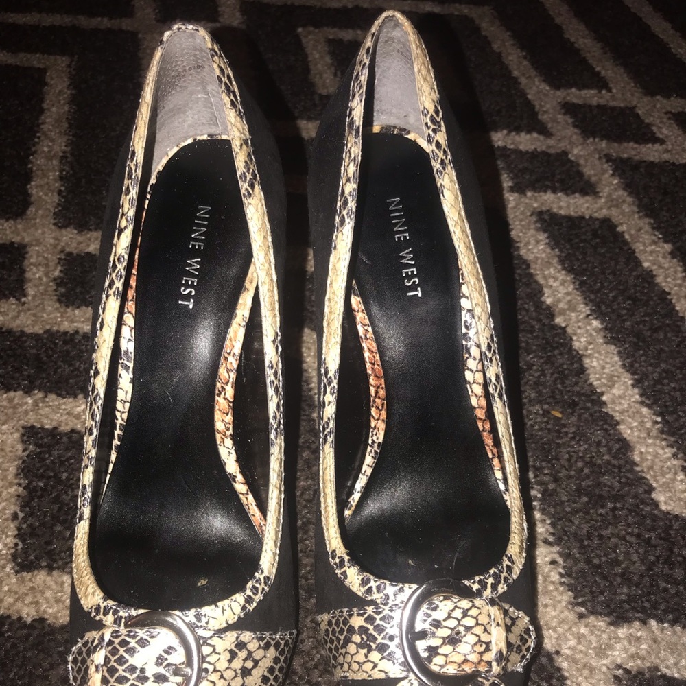 Nine West.